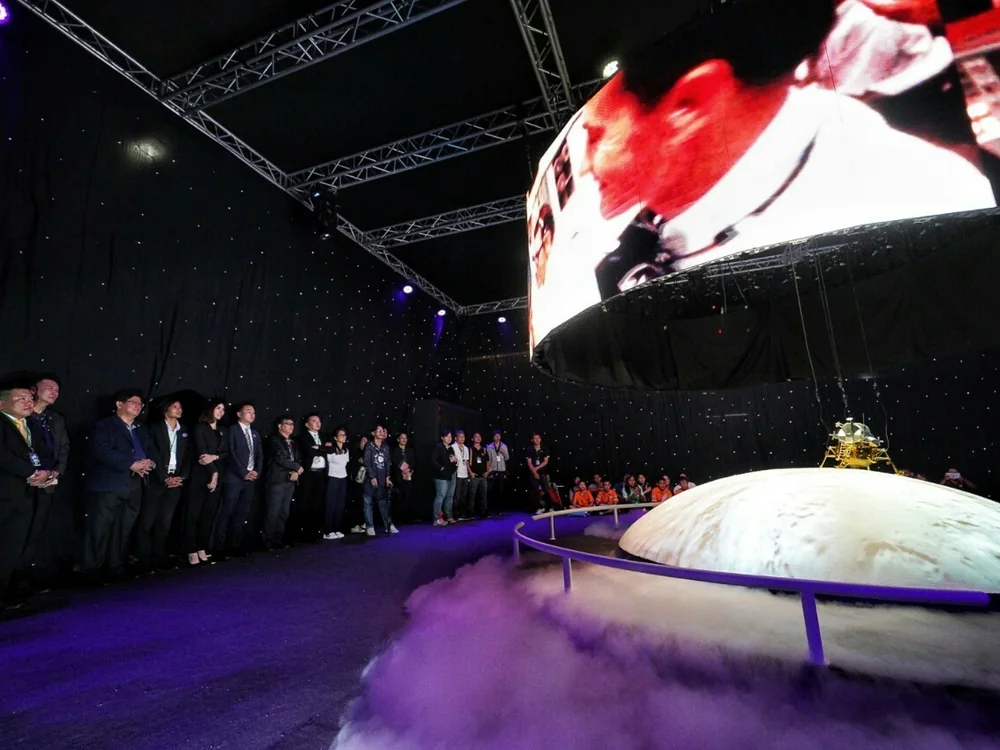 มหกรรมวิทยาศาสตร์ 2019 — Moon Landing
